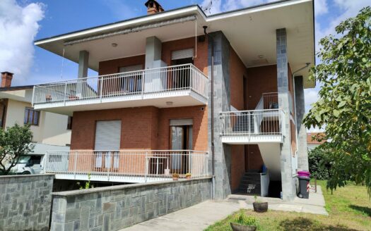 BRUINO – Appartamento in villa bifamiliare
